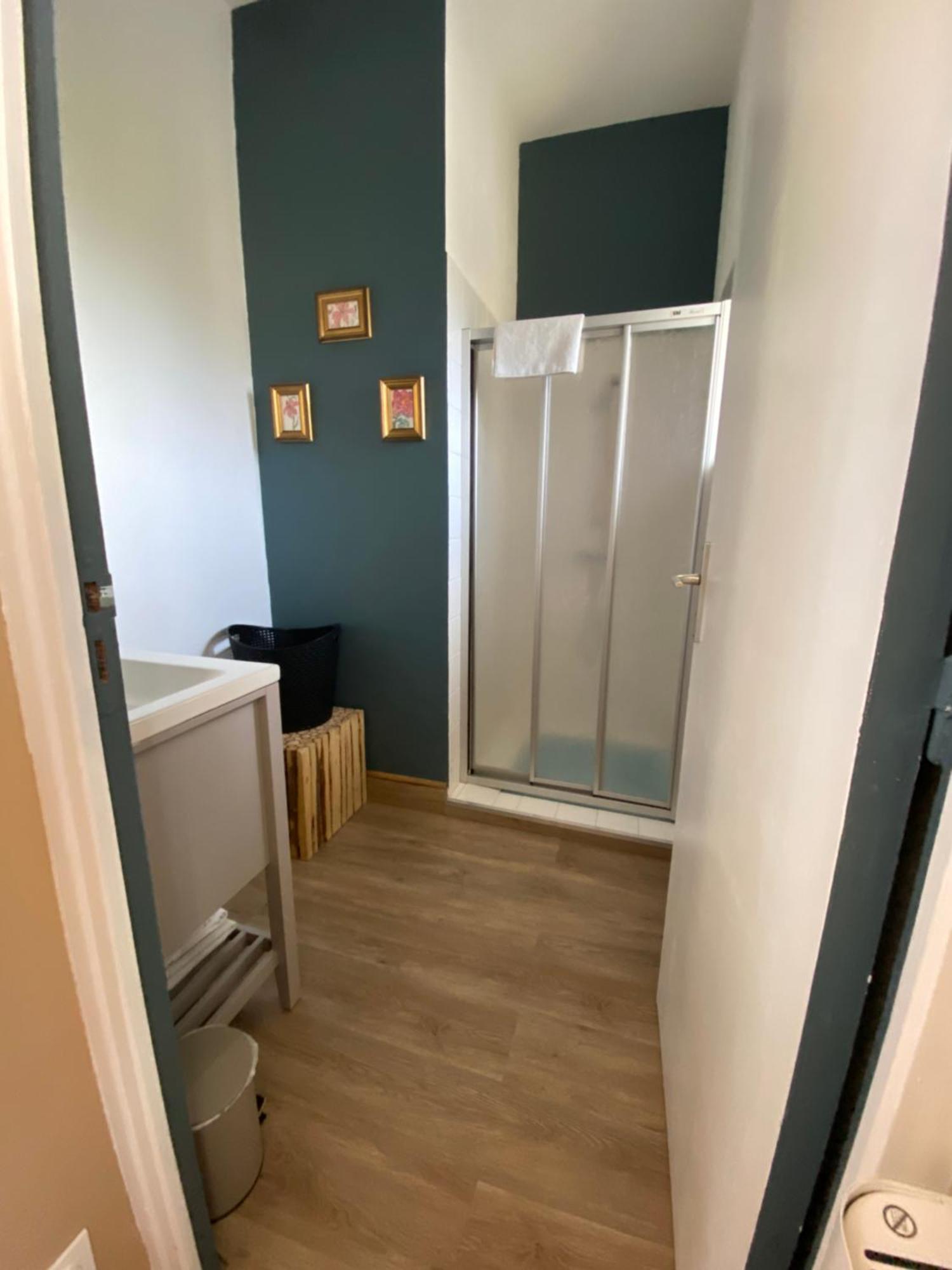 Studio Logis Les Roses Bourbon-lʼArchambault Buitenkant foto