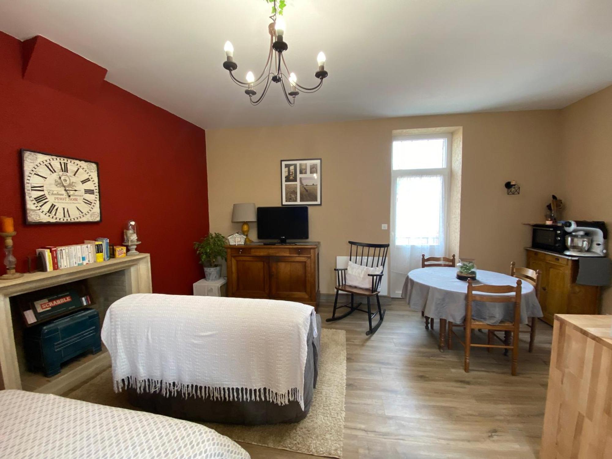 Studio Logis Les Roses Bourbon-lʼArchambault Buitenkant foto